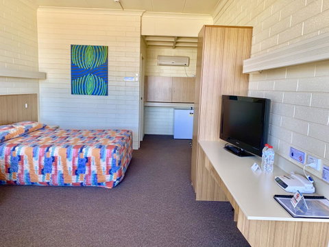 Opal Inn Hotel, Motel, Caravan Park - Accommodation Sunshine Coast 33