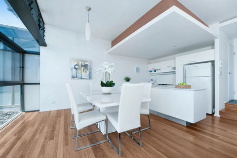 One Mile Retreat - Accommodation Sunshine Coast 4
