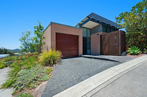 One Mile Retreat - Accommodation Sunshine Coast 14