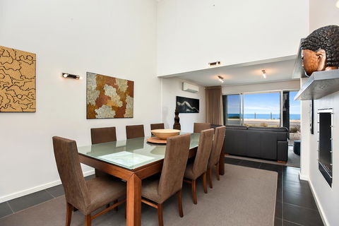 Esplanade Escape - Accommodation Sunshine Coast 20