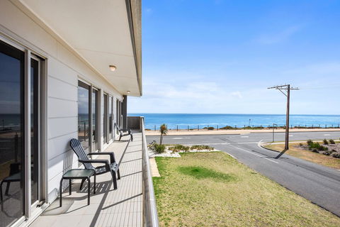 Esplanade Escape - Accommodation Sunshine Coast 10
