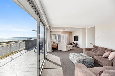 Esplanade Escape - Accommodation Sunshine Coast 28