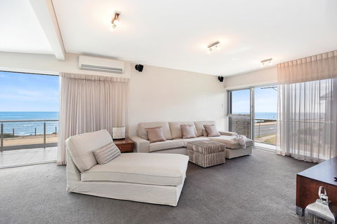Esplanade Escape - Accommodation Sunshine Coast 17