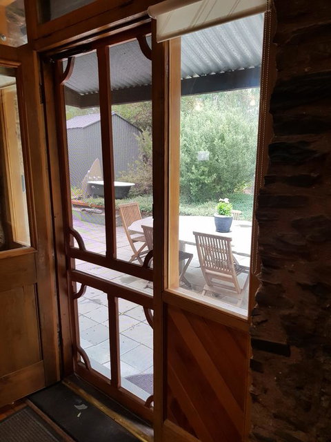 William Hunt's Retreat - Cypress Studio - Accommodation Sunshine Coast 12
