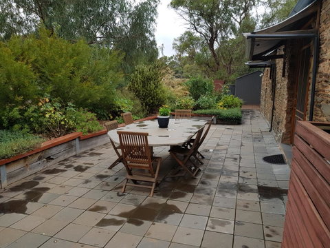William Hunt's Retreat - Cypress Studio - Accommodation Sunshine Coast 6