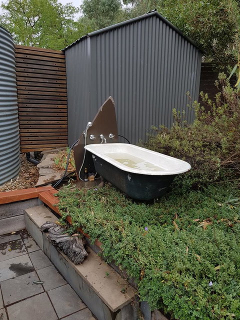 William Hunt's Retreat - Cypress Studio - Accommodation Sunshine Coast 5