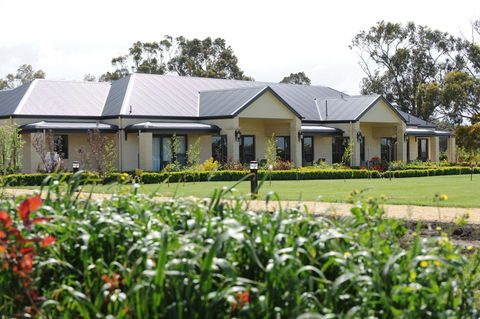 The Barn Accommodation - Accommodation Sunshine Coast 3