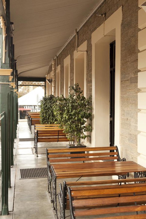 The Rising Sun Hotel - Accommodation Sunshine Coast 1