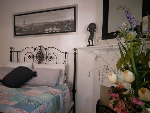 Fernweh Guesthouse - Accommodation Sunshine Coast 3