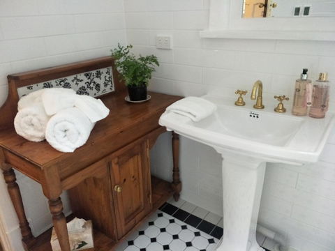 Fernweh Guesthouse - Accommodation Sunshine Coast 15