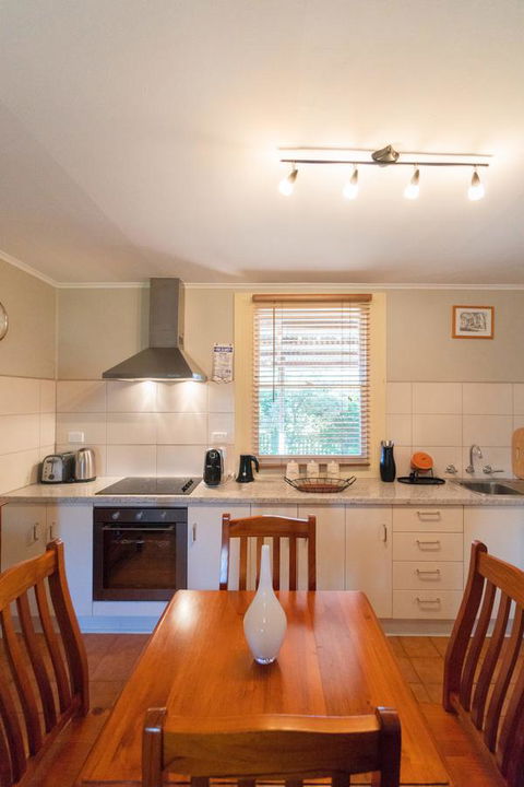 Ruby\'s Cottage - Accommodation Sunshine Coast 5
