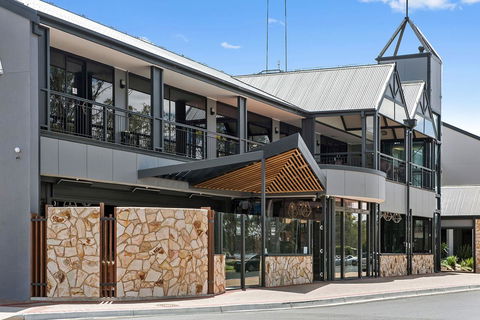 Berri Hotel - Accommodation Sunshine Coast 6