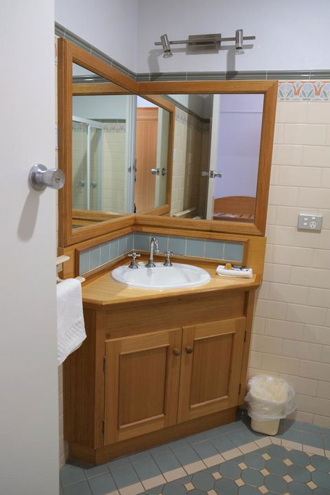 Berri Hotel - Accommodation Sunshine Coast 30