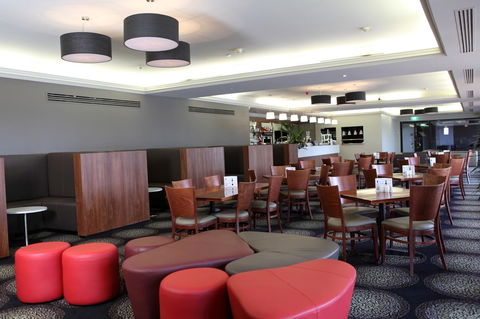Berri Hotel - Accommodation Sunshine Coast 16