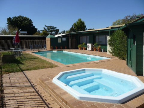 The Wine Vine Hotel - Accommodation Sunshine Coast 21