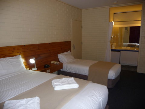 The Wine Vine Hotel - Accommodation Sunshine Coast 2