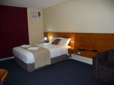 The Wine Vine Hotel - Accommodation Sunshine Coast 5