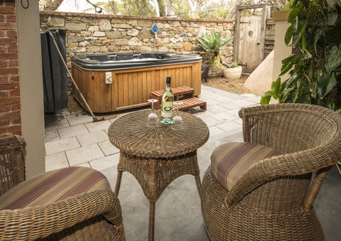 Yankalilla Bay Homestead - Accommodation Sunshine Coast 16