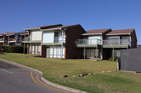 Southern Sands\' Beachfront Apartment - Accommodation Sunshine Coast 1