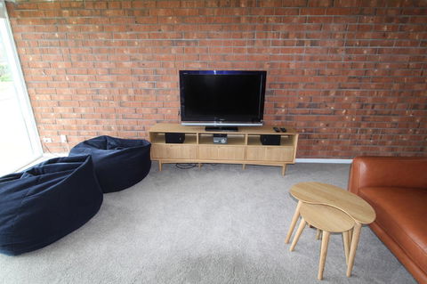 Southern Sands\' Beachfront Apartment - Accommodation Sunshine Coast 3