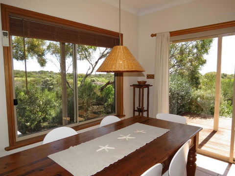 Edge Of Innes - Accommodation Sunshine Coast 1