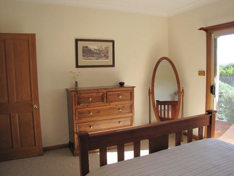 Edge Of Innes - Accommodation Sunshine Coast 9