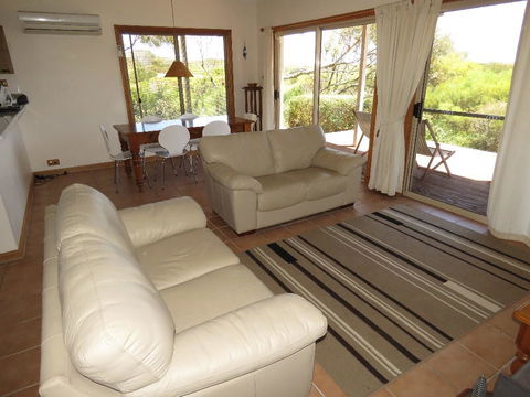 Edge Of Innes - Accommodation Sunshine Coast 14