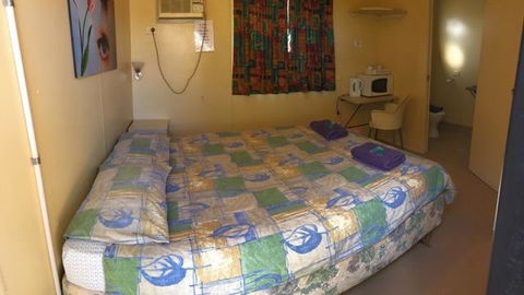 A1Cabins - Accommodation Sunshine Coast 5