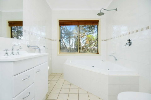 Cabernet Cottage - Accommodation Sunshine Coast 6