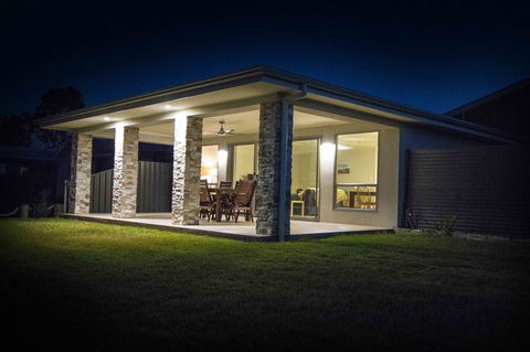 Brock's Base - Accommodation Sunshine Coast 9