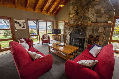Eagles Range - Accommodation Sunshine Coast 4