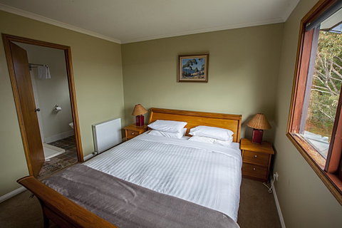 Eagles Range - Accommodation Sunshine Coast 9