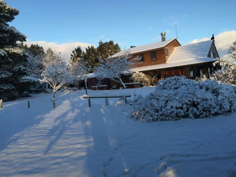 Eagles Range - Accommodation Sunshine Coast 1