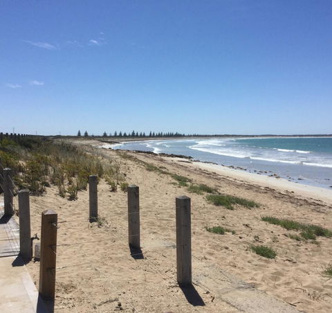 Railway Cottage In Beachport - Accommodation Sunshine Coast 10
