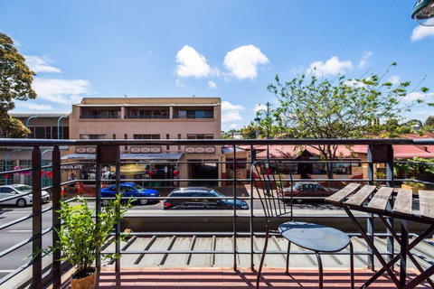 Executive 3 Bedroom Apartment + Internet + Parking - Accommodation Sunshine Coast 40