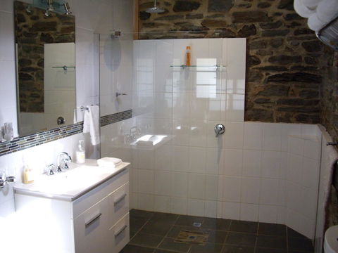 1860 Wine Country Cottages - Accommodation Sunshine Coast 19