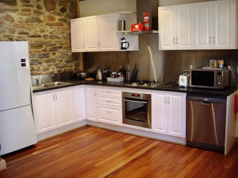 1860 Wine Country Cottages - Accommodation Sunshine Coast 17