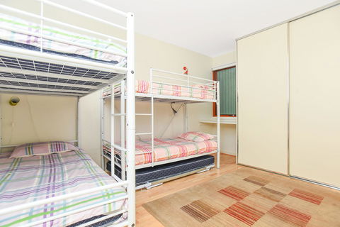 Villa 53 South Shores - Normanville S14 - Accommodation Sunshine Coast 13
