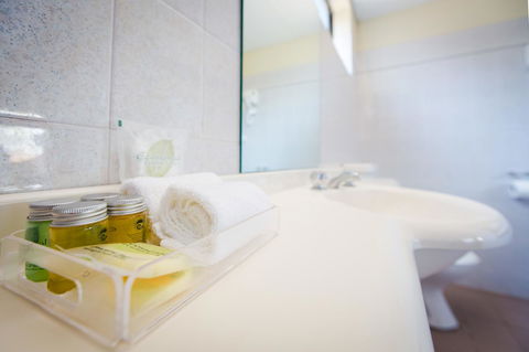 Abcot Inn - Accommodation Sunshine Coast 6