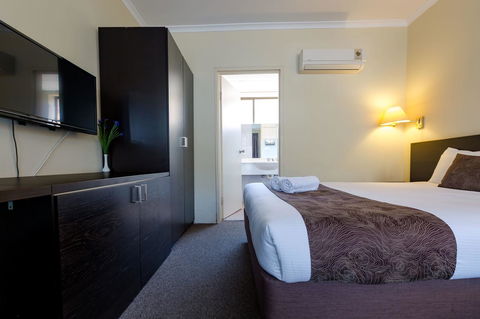 Abcot Inn - Accommodation Sunshine Coast 9