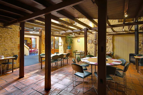 Victoria Hotel Strathalbyn - Accommodation Sunshine Coast 12