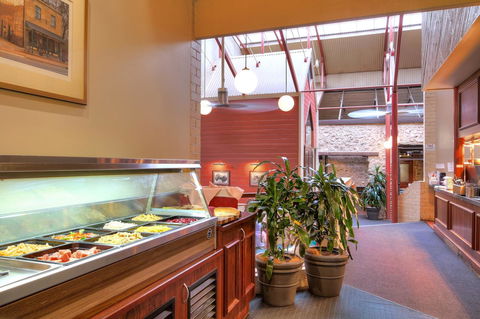 Victoria Hotel Strathalbyn - Accommodation Sunshine Coast 4