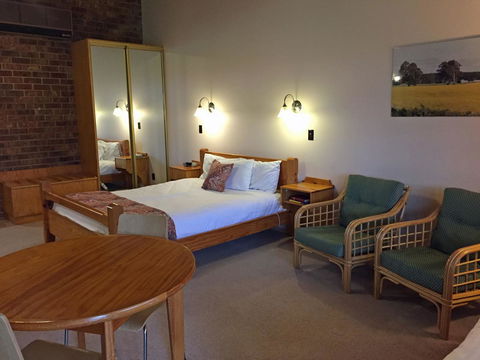 Coonawarra Place Motor Inn - Accommodation Sunshine Coast 27