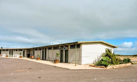 Highway One Motel - Accommodation Sunshine Coast 16