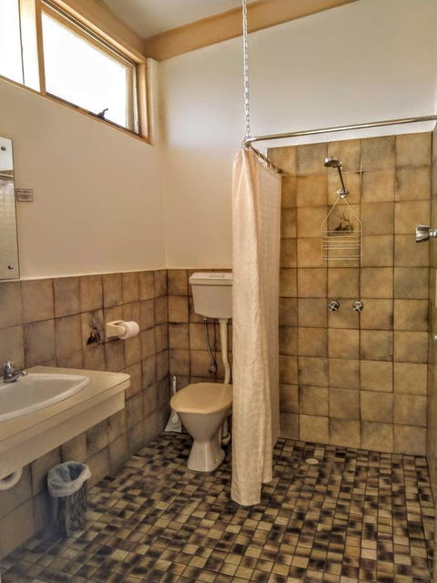 Highway One Motel - Accommodation Sunshine Coast 28