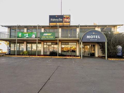 Highway One Motel - Accommodation Sunshine Coast 14