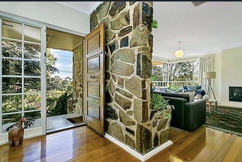 Stunning House With Beautiful Entertainment Area!! - Accommodation Sunshine Coast 0