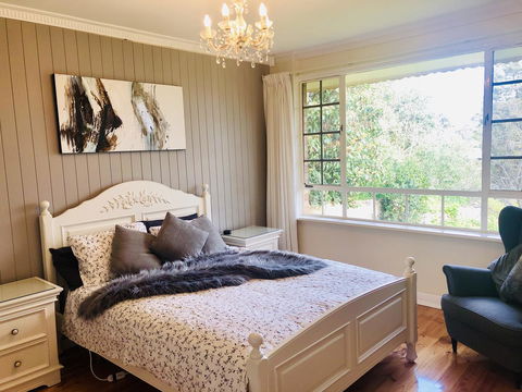 Stunning House With Beautiful Entertainment Area!! - Accommodation Sunshine Coast 2