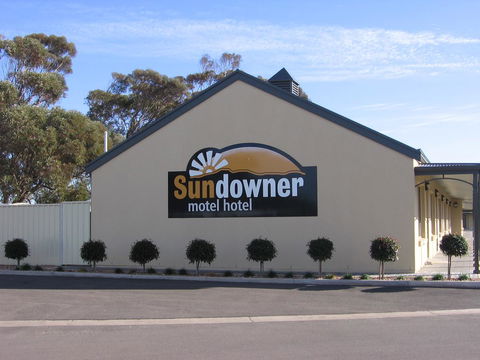 Sundowner Motel Hotel - Accommodation Sunshine Coast 4