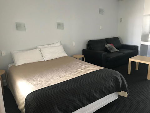 St Francis Winery - Accommodation Sunshine Coast 11